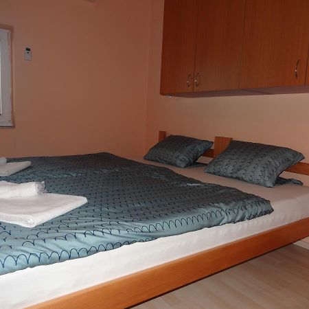 Apartmani Kastel Banja Luka Esterno foto